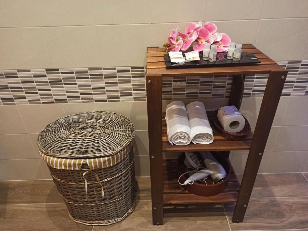 Suite Maison Tropical - Luxury Apartment In 바리 외부 사진