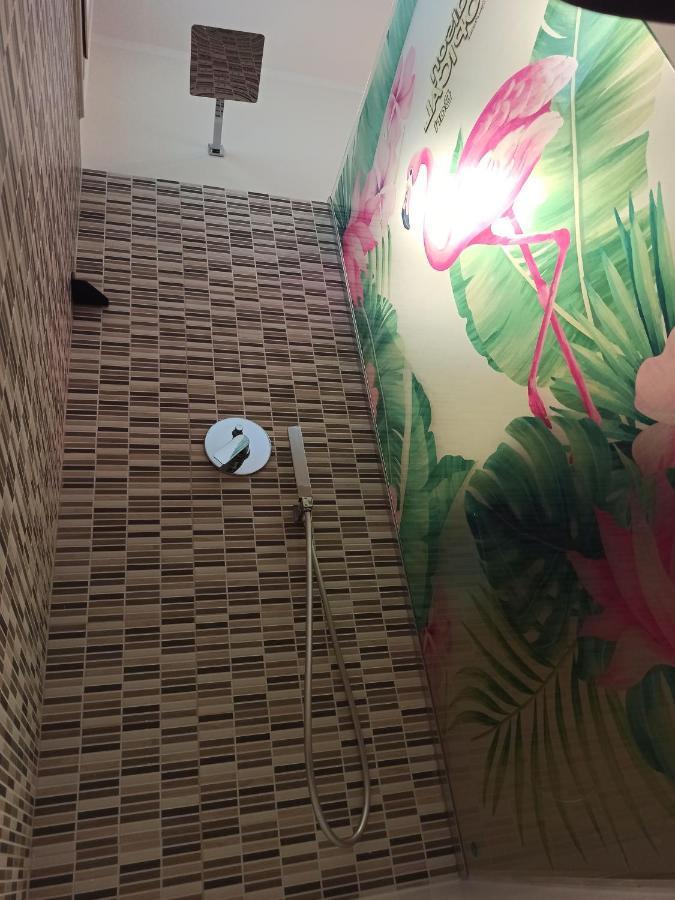 Suite Maison Tropical - Luxury Apartment In 바리 외부 사진